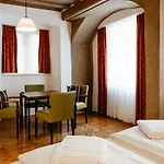 Hotel-gasthof Goldener Greifen 3*