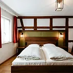בית הארחה Hotel-gasthof Goldener Greifen