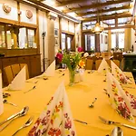 בית הארחה Hotel-gasthof Goldener Greifen