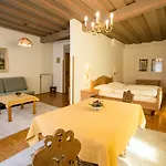 בית הארחה Hotel-gasthof Goldener Greifen רוטנבורג אוב דר טאובר