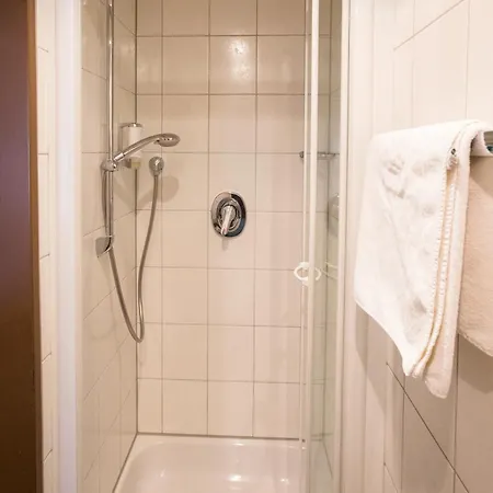 Vendégház Hotel-gasthof Goldener Greifen 3*