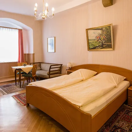 Hotel-gasthof Goldener Greifen 3* רוטנבורג אוב דר טאובר