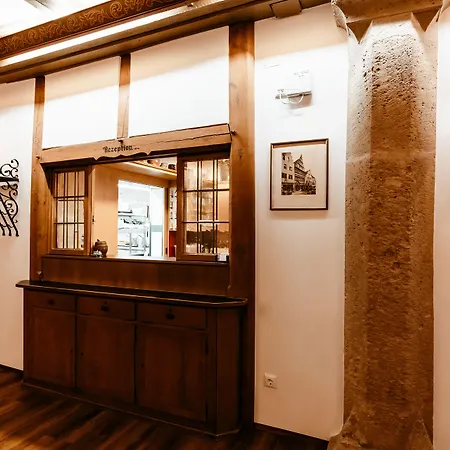בית הארחה Hotel-gasthof Goldener Greifen רוטנבורג אוב דר טאובר