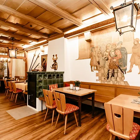 Hotel-gasthof Goldener Greifen בית הארחה